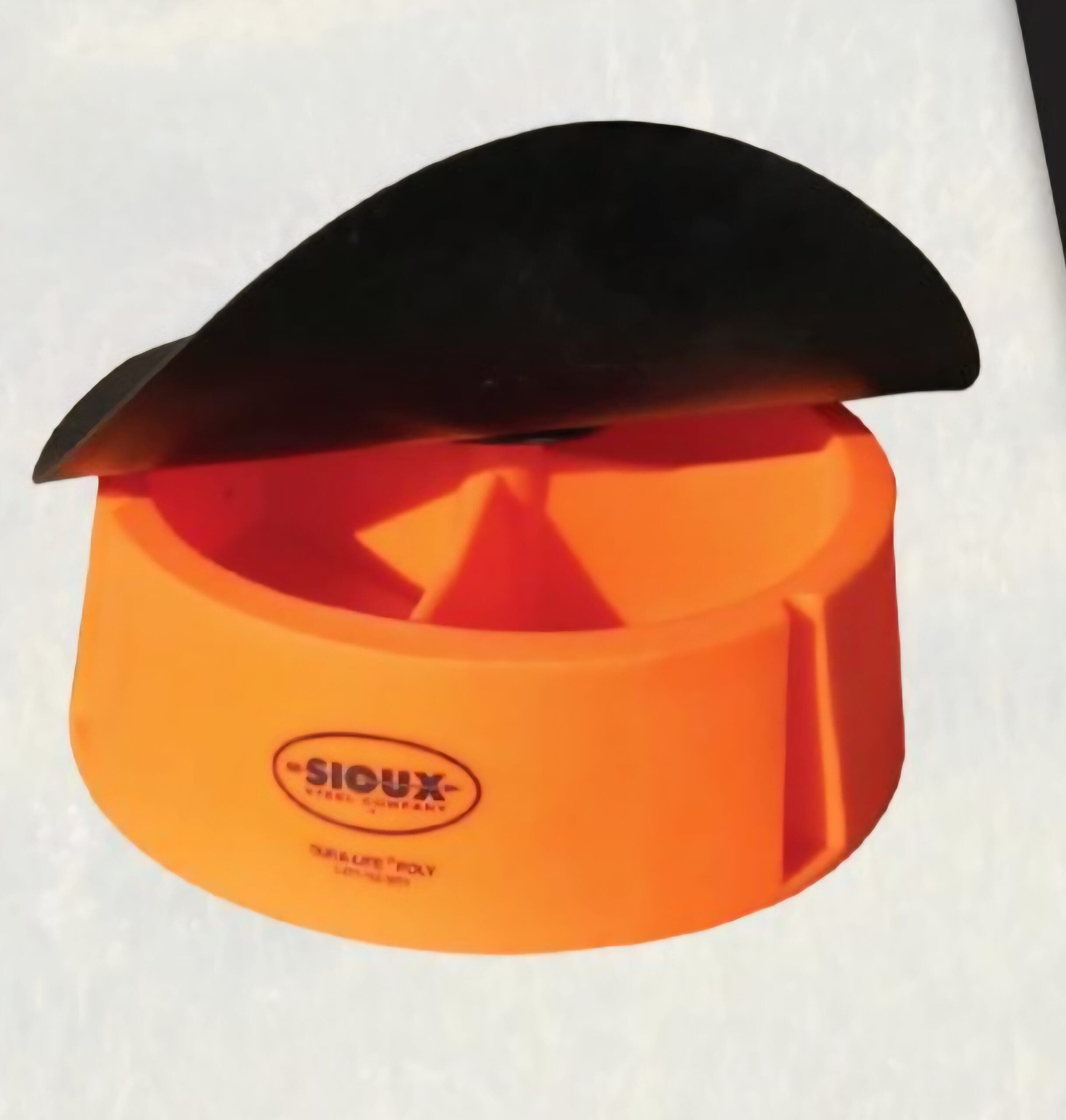 sioux ground mineral feeder