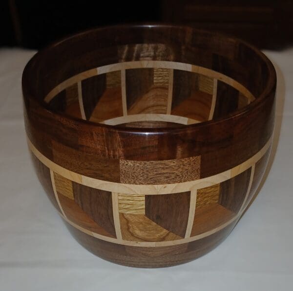 The 3D "Illusion" Bowl