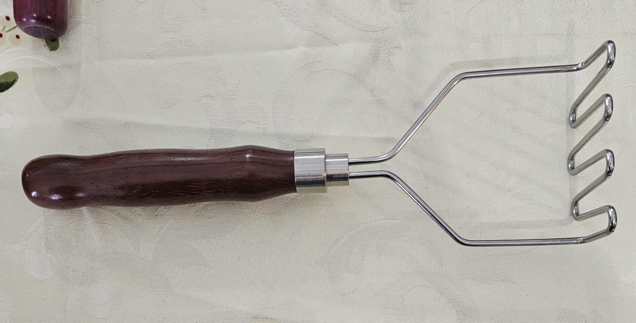 Ergonomic Wood Handle Potato & Root Vegetable Masher - Image 2